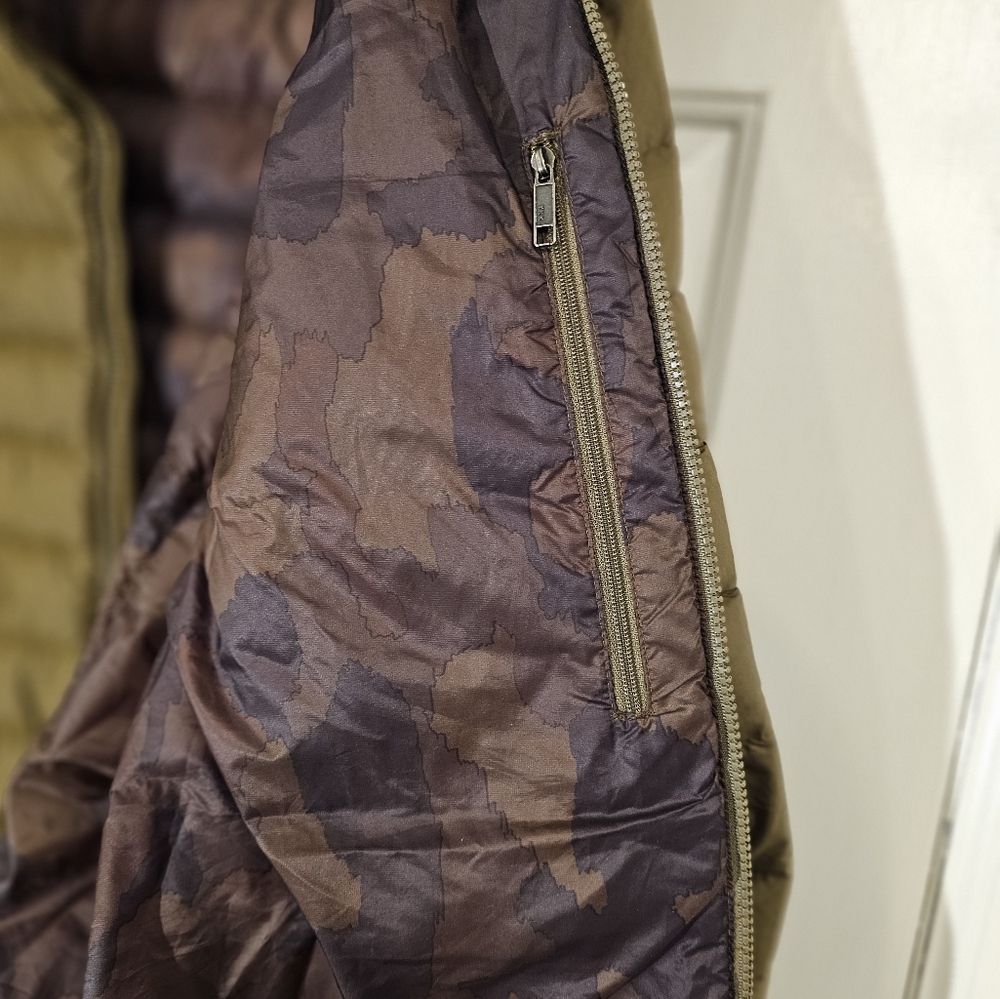 Patagonia Mens Down Sweater - Picture 6 of 8